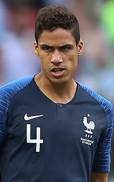 Raphael Varane con la camiseta de la seleccion de Francia en 2018